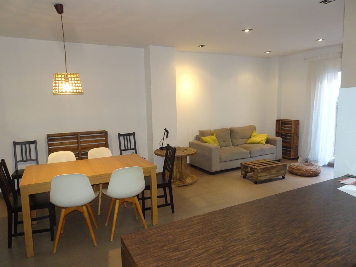 Piso, 2 dormitorios, 93 m² · Morvedre
